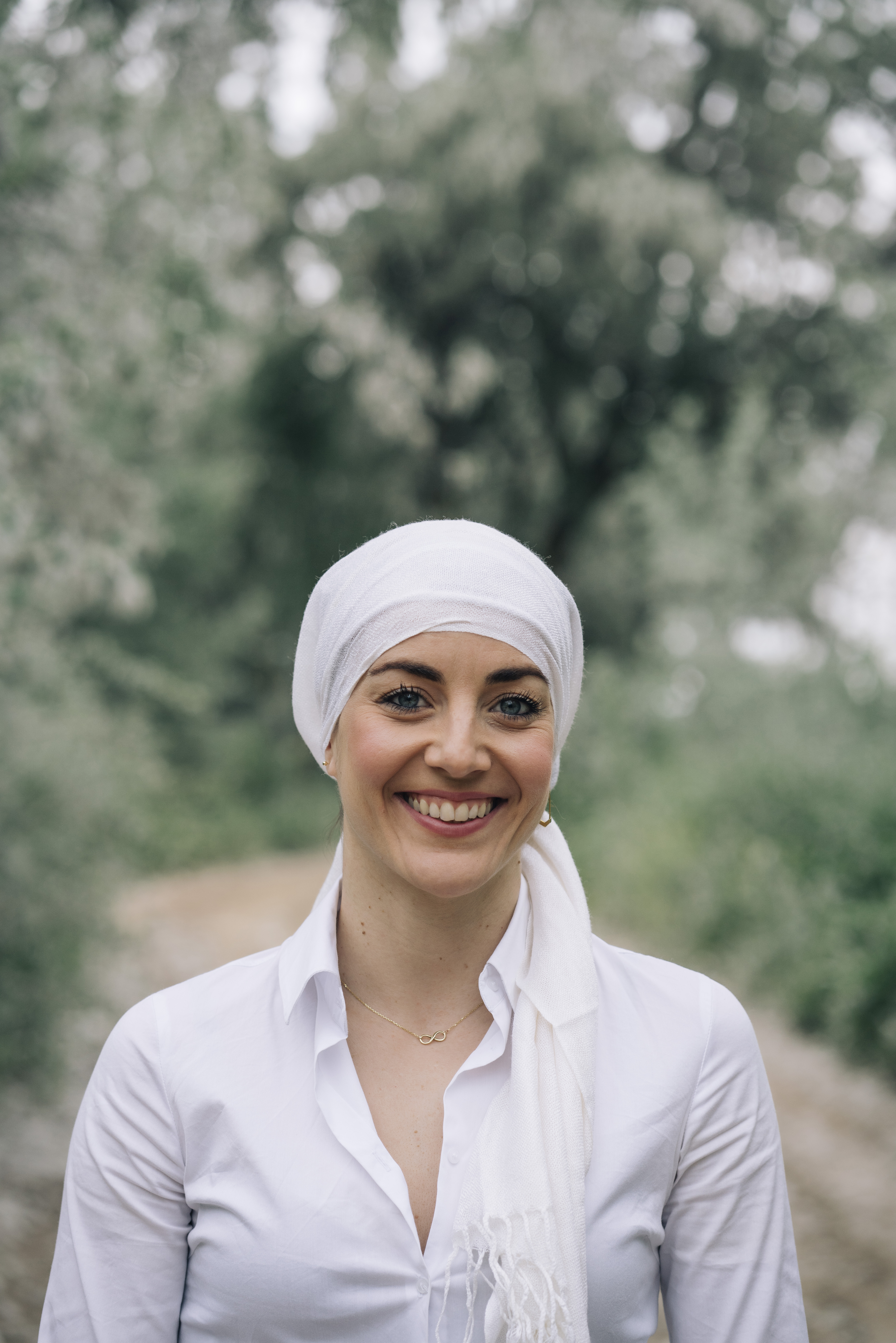 כיסוי ראש לבן